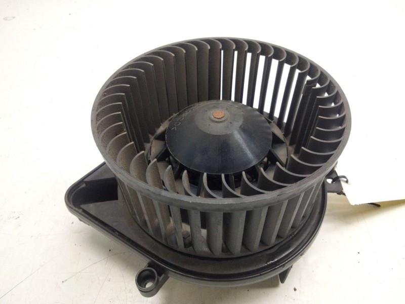 Recambio de motor calefaccion para audi a4 b7 (8ec) 2.0 referencia OEM IAM   