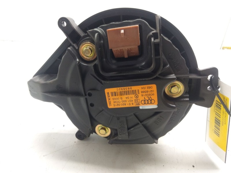 Recambio de motor calefaccion para audi a4 b7 (8ec) 2.0 referencia OEM IAM   