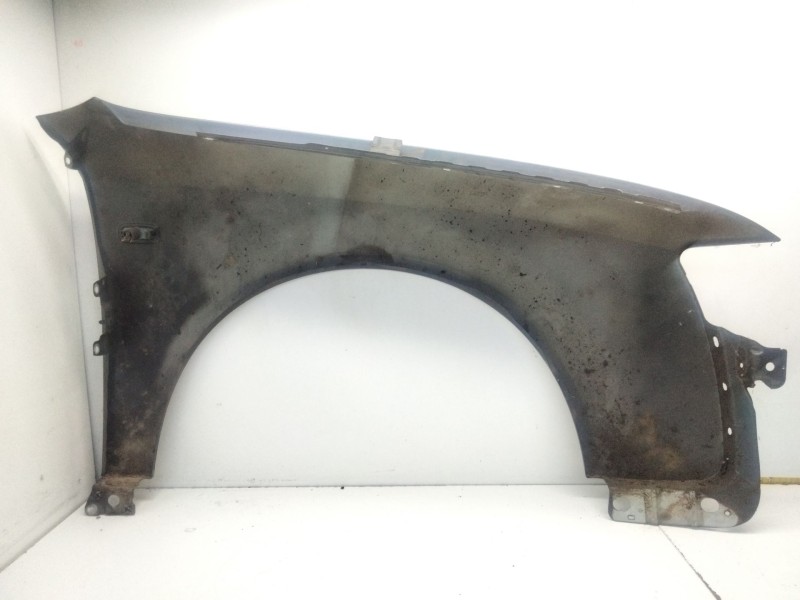 Recambio de aleta delantera izquierda para audi a4 b7 (8ec) 2.0 referencia OEM IAM   