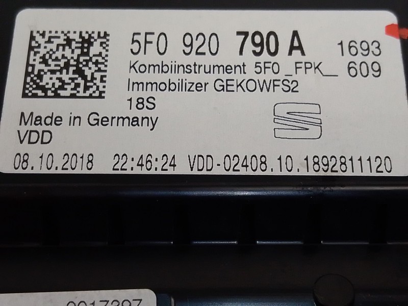 Recambio de cuadro instrumentos para seat leon (5f1) 1.5 tsi referencia OEM IAM 5F0920790A  