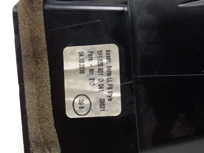 Recambio de aireador izquierdo para seat leon (5f1) 1.5 tsi referencia OEM IAM   
