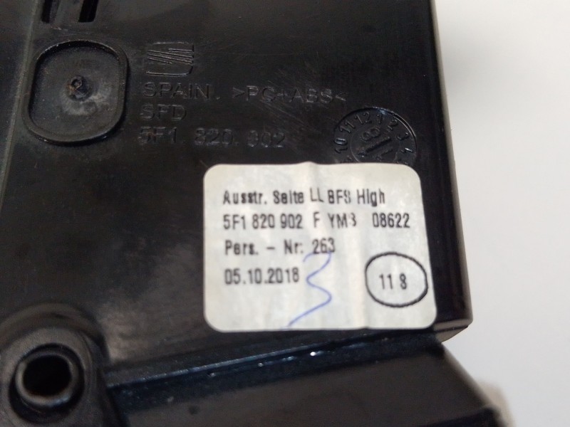 Recambio de aireador derecho para seat leon (5f1) 1.5 tsi referencia OEM IAM   
