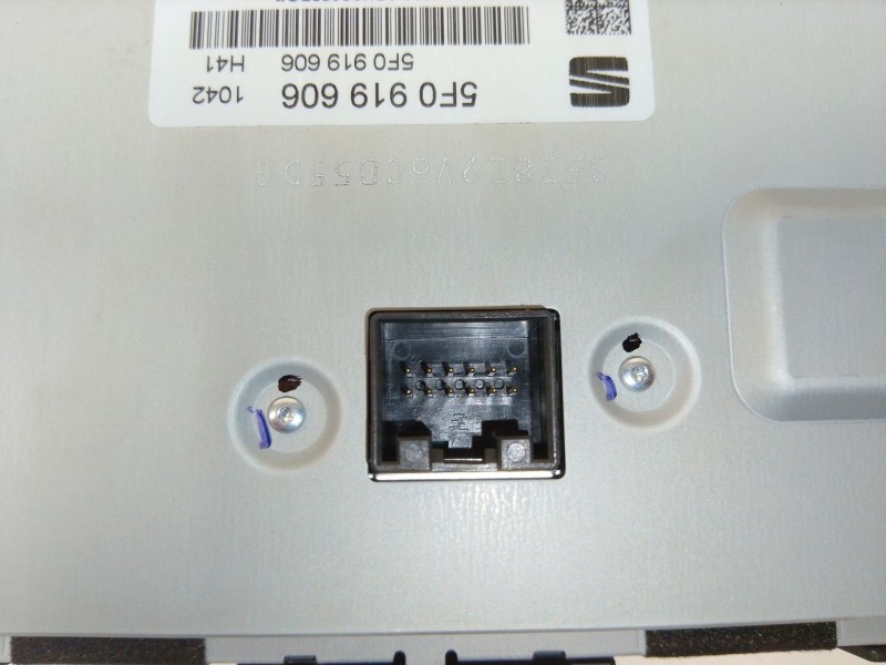 Recambio de pantalla multifuncion para seat leon (5f1) 1.5 tsi referencia OEM IAM   