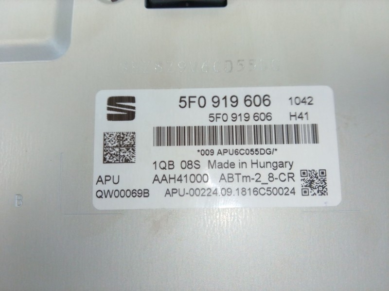 Recambio de pantalla multifuncion para seat leon (5f1) 1.5 tsi referencia OEM IAM   