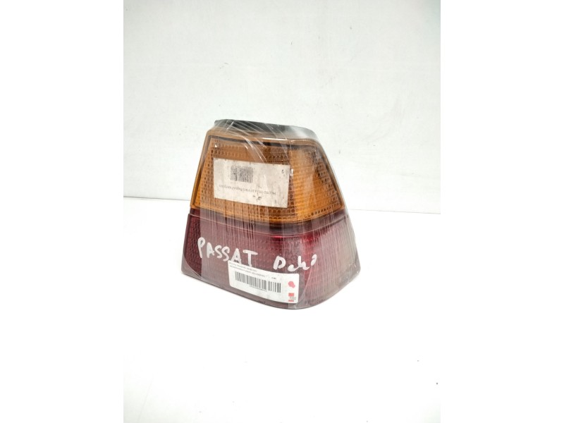 Recambio de piloto trasero derecho para volkswagen passat (321/23/27/31) referencia OEM IAM 321945112T  28517