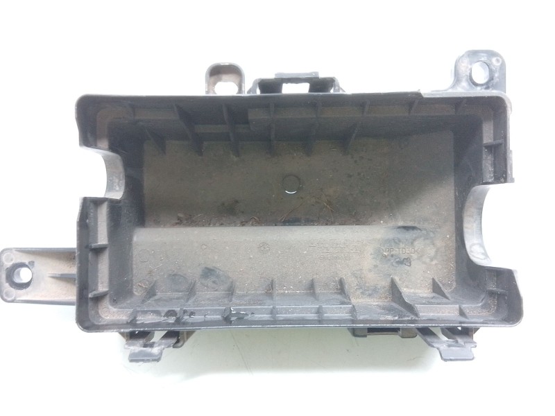 Recambio de caja fusibles para chevrolet aveo / kalos hatchback (t250, t255) 1.2 referencia OEM IAM   