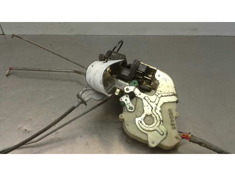 Recambio de cerradura puerta delantera derecha para kia sorento 2.5 crdi concept referencia OEM IAM 060425  