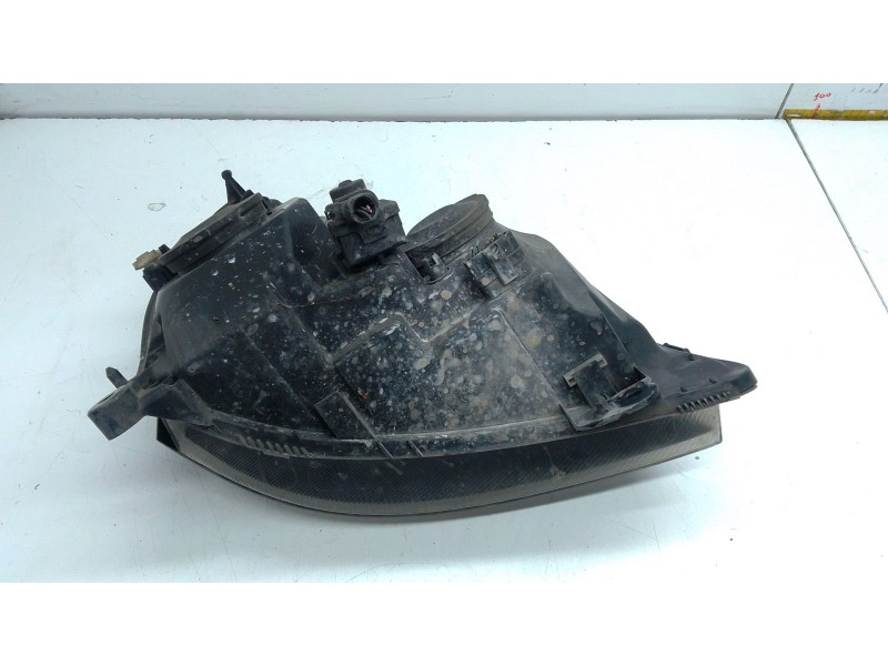 Recambio de faro izquierdo para renault clio ii (bb_, cb_) 1.2 16v (bb05, bb0w, bb11, bb27, bb2t, bb2u, bb2v, cb05,... referenci