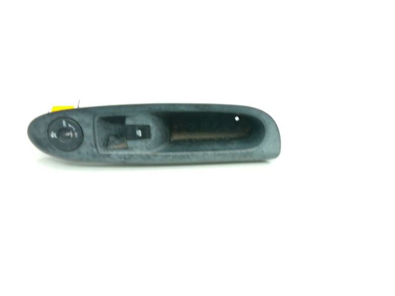 Recambio de mando elevalunas delantero derecho para renault clio ii (bb_, cb_) 1.2 16v (bb05, bb0w, bb11, bb27, bb2t, bb2u, bb2v