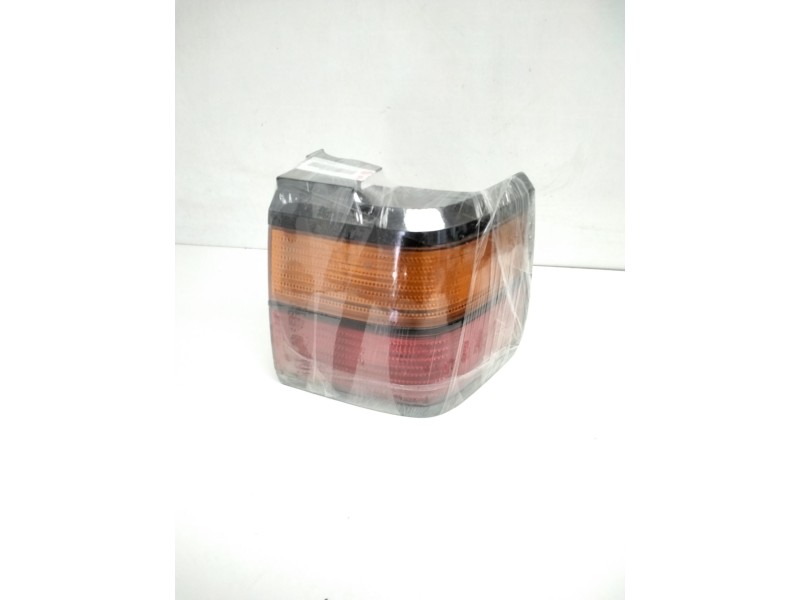 Recambio de piloto trasero derecho para volkswagen passat berlina (312) referencia OEM IAM 357945112 133590 