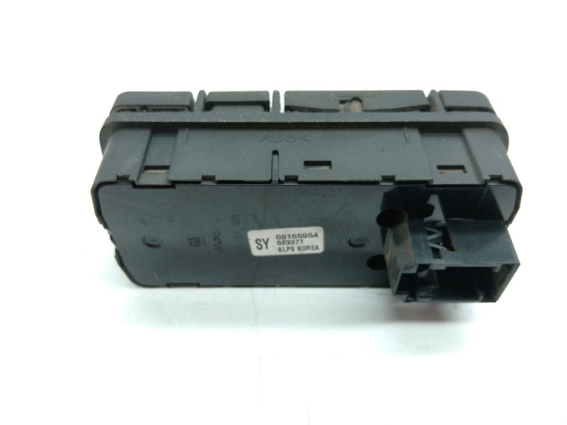 Recambio de mando elevalunas delantero izquierdo para opel vectra c (z02) 2.2 dti 16v (f69) referencia OEM IAM   