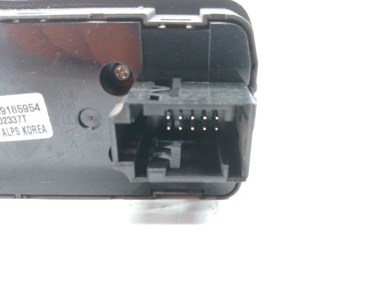 Recambio de mando elevalunas delantero izquierdo para opel vectra c (z02) 2.2 dti 16v (f69) referencia OEM IAM   