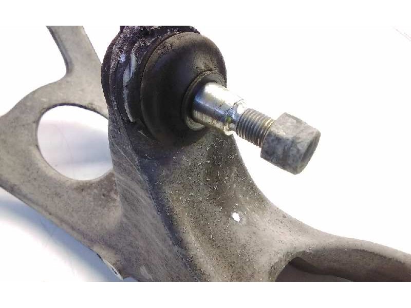 Recambio de brazo suspension inferior delantero derecho para peugeot 407 sw st confort referencia OEM IAM 0644552180D  