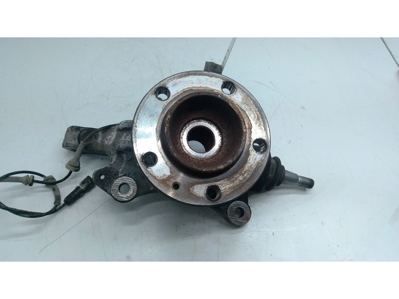 Recambio de mangueta delantera izquierda para renault master iii furgoneta (fv) 2.3 dci 130 rwd (fv01, fv10, fv11, fv12) referen