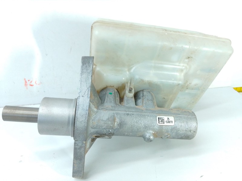 Recambio de bomba freno para renault master iii furgoneta (fv) 2.3 dci 130 rwd (fv01, fv10, fv11, fv12) referencia OEM IAM 46011