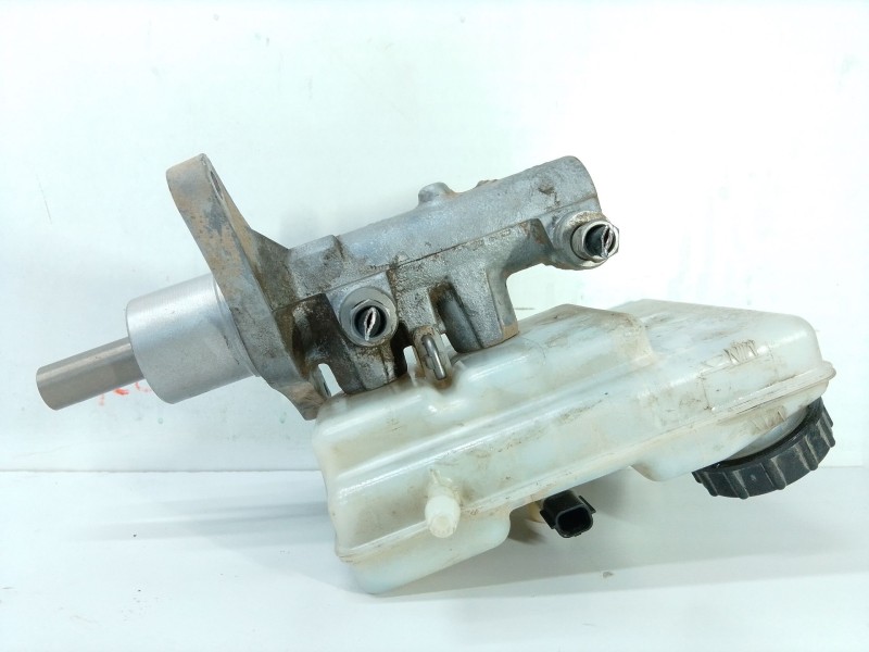 Recambio de bomba freno para renault master iii furgoneta (fv) 2.3 dci 130 rwd (fv01, fv10, fv11, fv12) referencia OEM IAM 46011