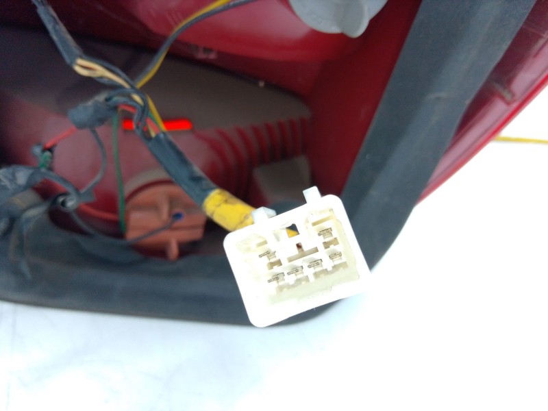 Recambio de piloto trasero izquierdo para kia cerato i hatchback (ld) 2.0 referencia OEM IAM   