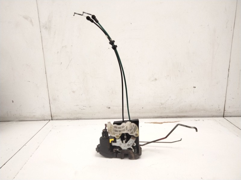 Recambio de cerradura puerta delantera derecha para kia cerato i hatchback (ld) 2.0 referencia OEM IAM   