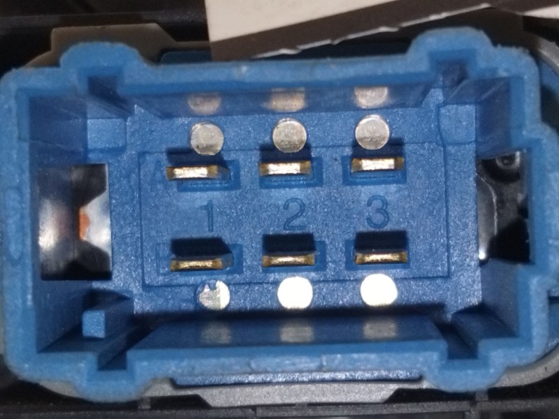 Recambio de mando elevalunas delantero derecho para renault master iii furgoneta (fv) 2.3 dci 130 rwd (fv01, fv10, fv11, fv12) r