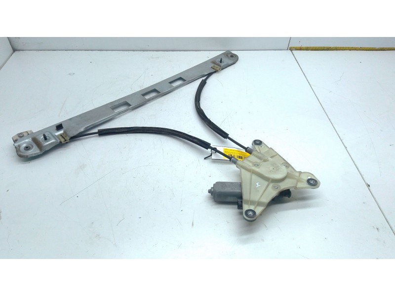 Recambio de elevalunas delantero izquierdo para renault master iii furgoneta (fv) 2.3 dci 130 rwd (fv01, fv10, fv11, fv12) refer