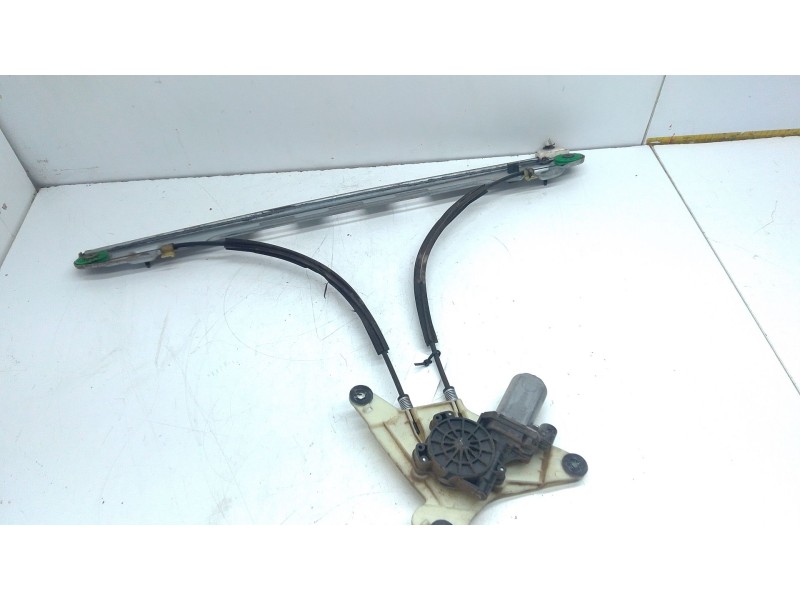 Recambio de elevalunas delantero izquierdo para renault master iii furgoneta (fv) 2.3 dci 130 rwd (fv01, fv10, fv11, fv12) refer