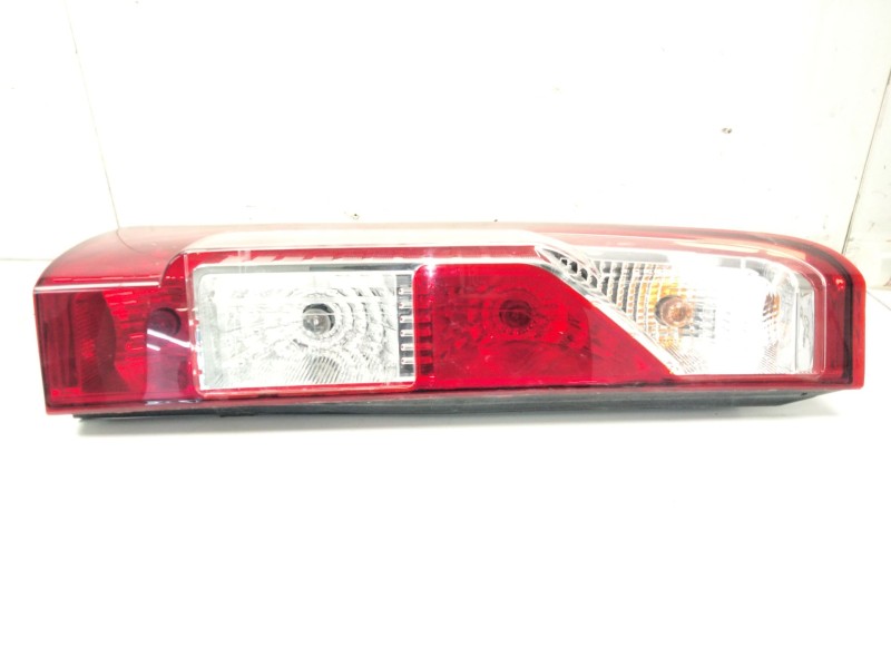 Recambio de piloto trasero derecho para renault master iii furgoneta (fv) 2.3 dci 130 rwd (fv01, fv10, fv11, fv12) referencia OE