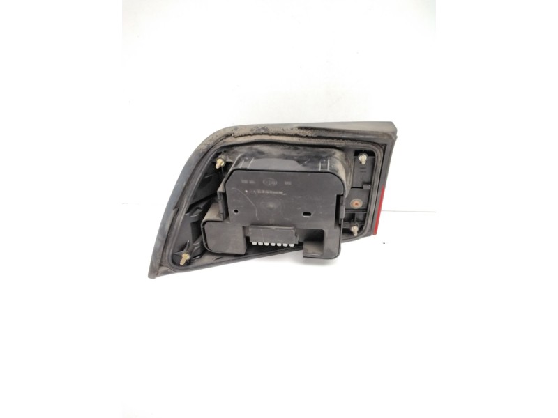 Recambio de piloto trasero derecho para saab 9000 / 9000 cs 2.3 cat referencia OEM IAM 139906R  