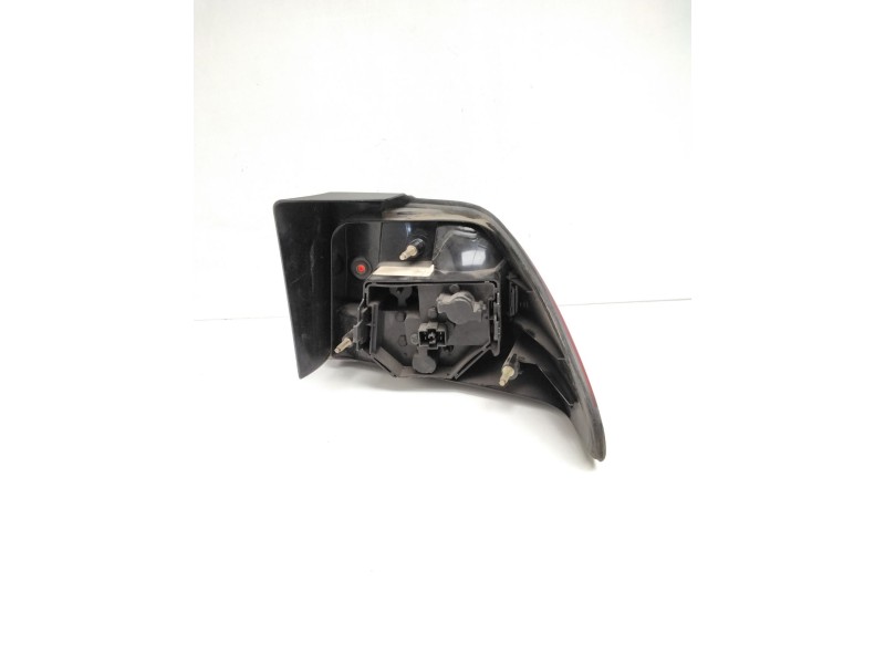 Recambio de piloto trasero izquierdo para saab 900 coupé 2.3 cat referencia OEM IAM   