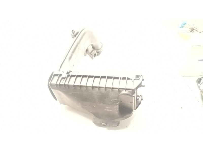 Recambio de caja filtro de aire para bmw 3 (f30, f80) 316 d referencia OEM IAM 70528997  