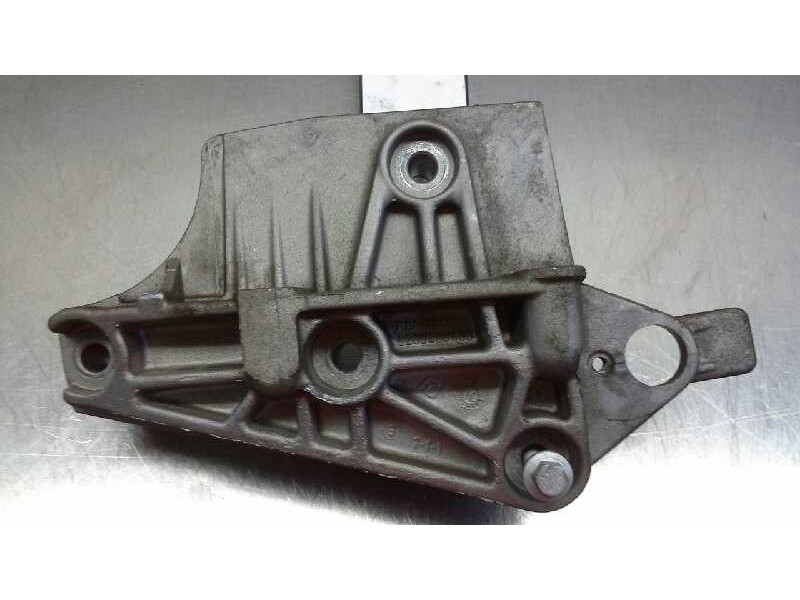 Recambio de soporte motor para nissan nv 200 (m20) 1.5 dci cat referencia OEM IAM 8200408663  