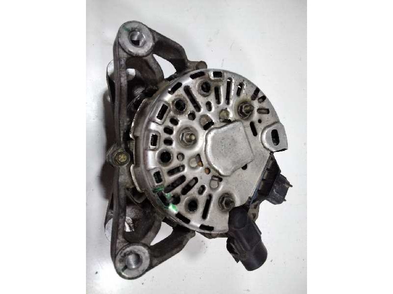 Recambio de alternador para ford fiesta (cbk) ambiente referencia OEM IAM 0E2319221  