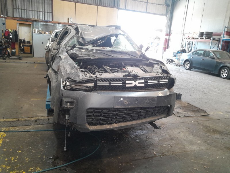 dacia bisgster del año 2025