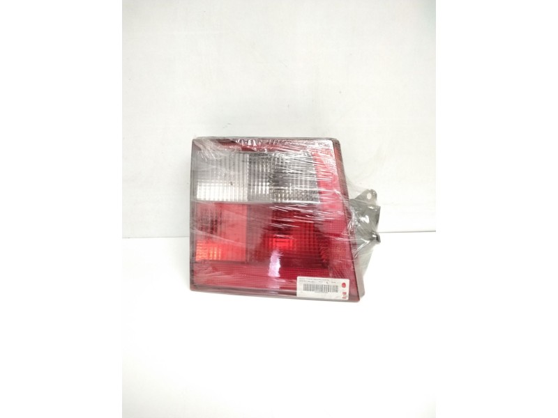 Recambio de piloto trasero izquierdo porton para saab 9-5 familiar 2.0 t vector referencia OEM IAM 5142278  
