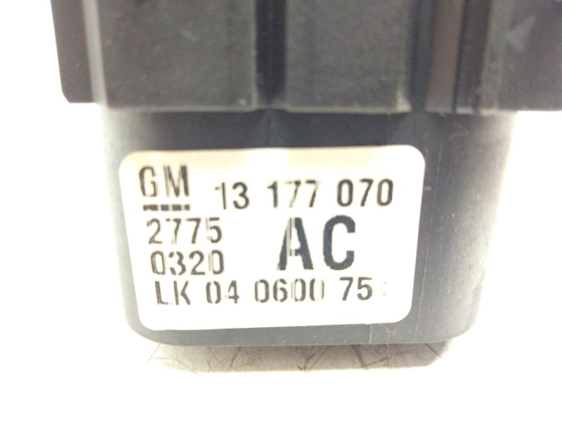 Recambio de mando luces para opel vectra c berlina cosmo referencia OEM IAM 13177070  