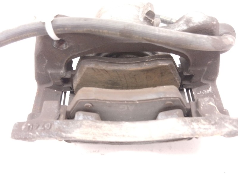 Recambio de pinza freno delantera derecha para renault clio iv grandtour (kh_) 1.5 dci 90 (khn3, khn4) referencia OEM IAM   