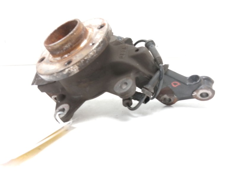 Recambio de mangueta delantera derecha para renault clio iv grandtour (kh_) 1.5 dci 90 (khn3, khn4) referencia OEM IAM   