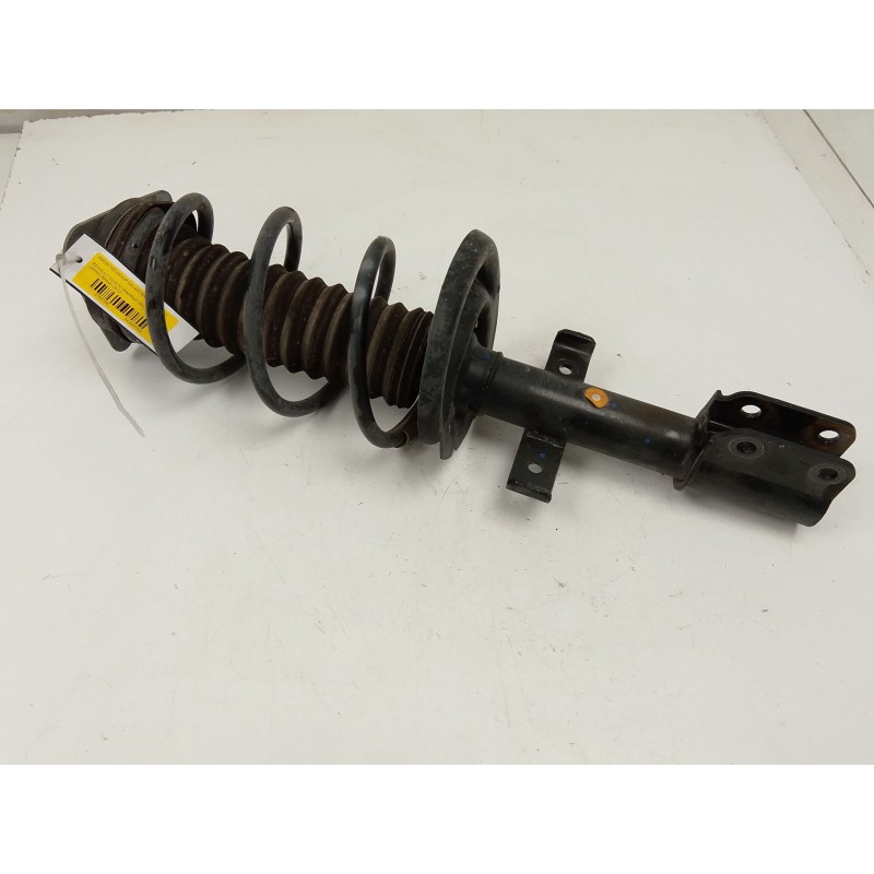 Recambio de amortiguador delantero izquierdo para renault clio iv grandtour (kh_) 1.5 dci 90 (khn3, khn4) referencia OEM IAM 543
