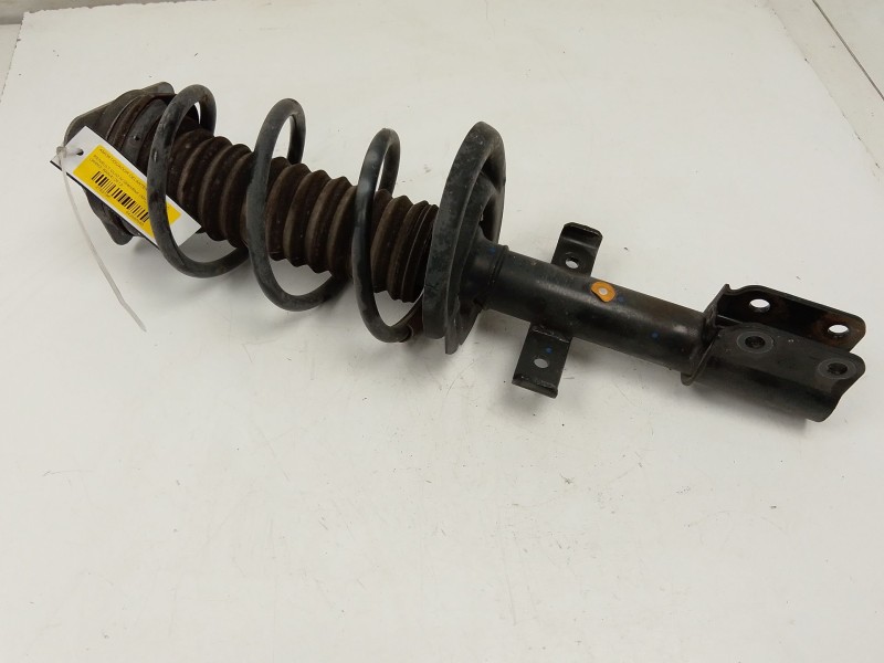 Recambio de amortiguador delantero izquierdo para renault clio iv grandtour (kh_) 1.5 dci 90 (khn3, khn4) referencia OEM IAM 543