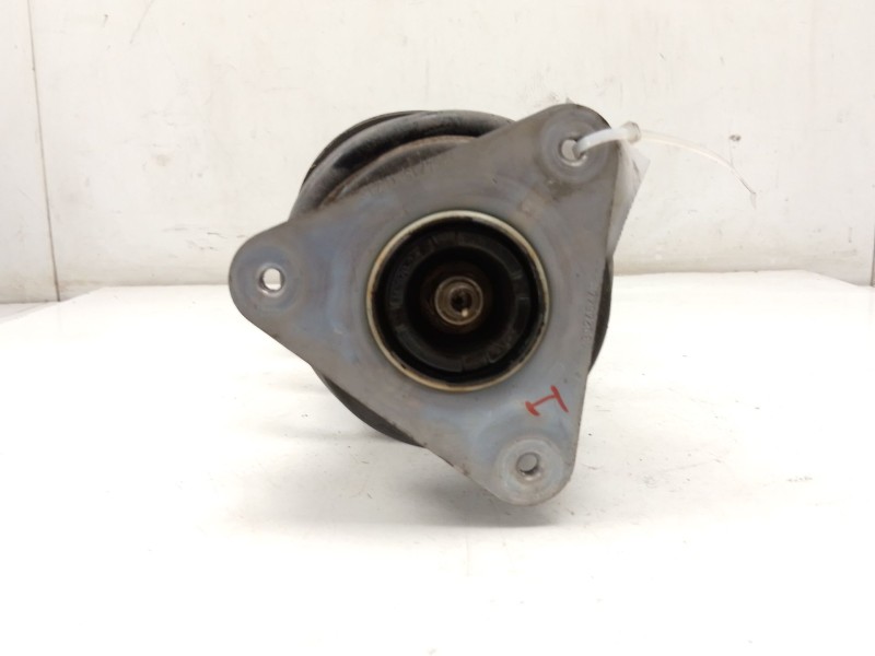 Recambio de amortiguador delantero izquierdo para renault clio iv grandtour (kh_) 1.5 dci 90 (khn3, khn4) referencia OEM IAM 543