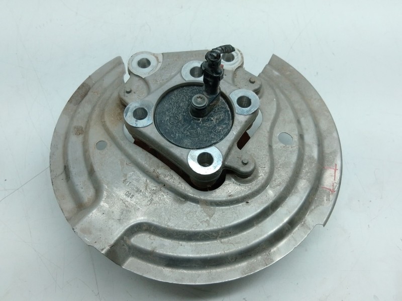 Recambio de mangueta trasera izquierda para dacia bisgster referencia OEM IAM 441650188  