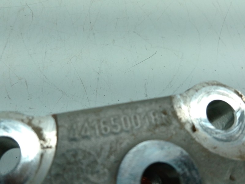 Recambio de mangueta trasera izquierda para dacia bisgster referencia OEM IAM 441650188  