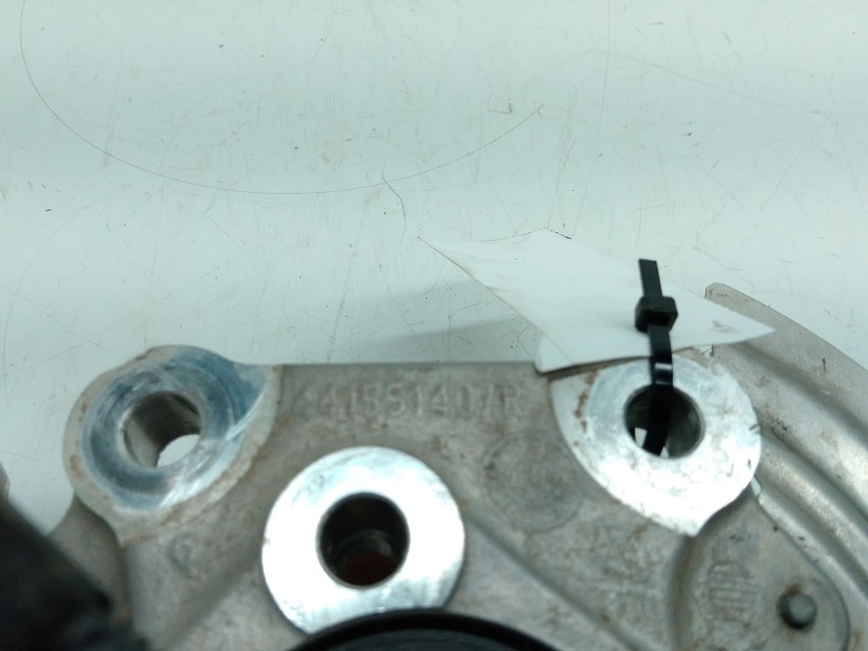 Recambio de mangueta trasera derecha para dacia bisgster referencia OEM IAM 441551407R  