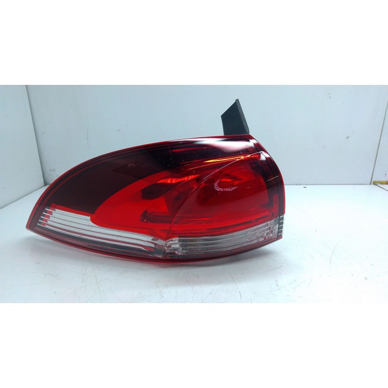 Recambio de piloto trasero izquierdo para renault clio iv grandtour (kh_) 1.5 dci 90 (khn3, khn4) referencia OEM IAM 26551445R  
