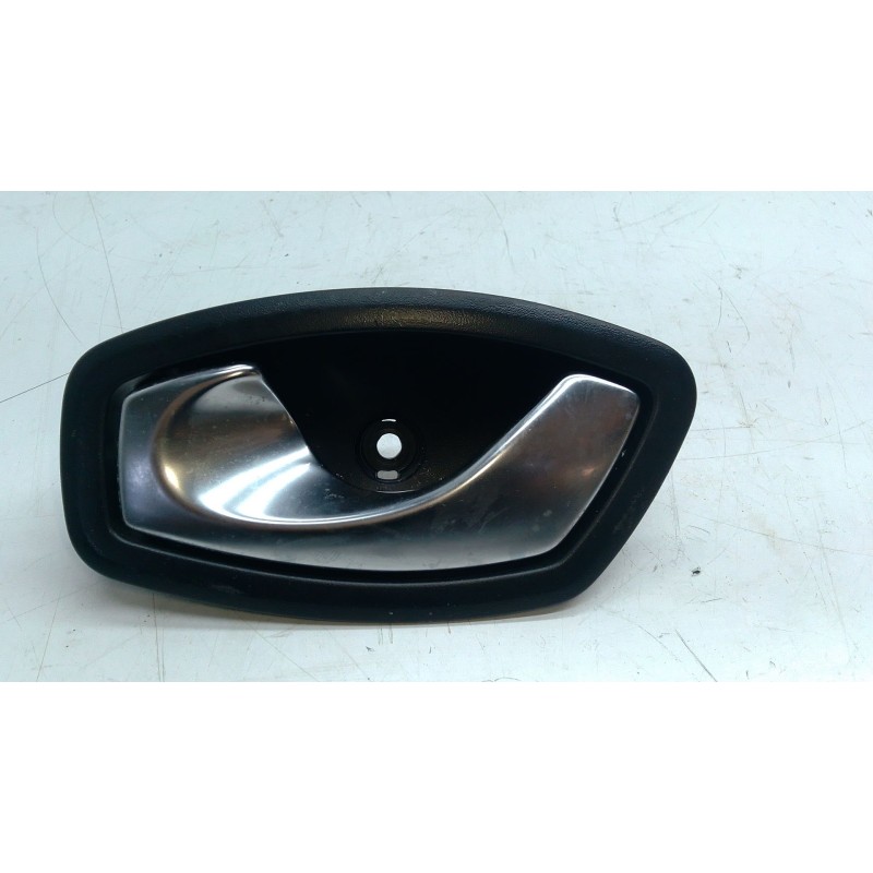 Recambio de maneta interior delantera izquierda para renault clio iv grandtour (kh_) 1.5 dci 90 (khn3, khn4) referencia OEM IAM 