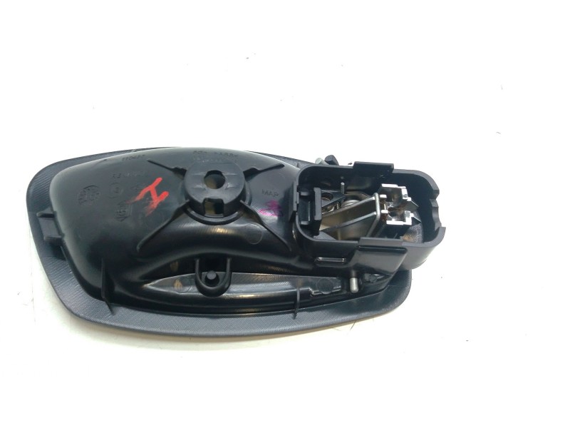 Recambio de maneta interior delantera izquierda para renault clio iv grandtour (kh_) 1.5 dci 90 (khn3, khn4) referencia OEM IAM 