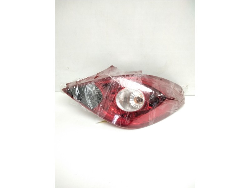 Recambio de piloto trasero derecho para opel corsa d furgoneta/hatchback (s07) 1.3 cdti (l08) referencia OEM IAM 13186351  