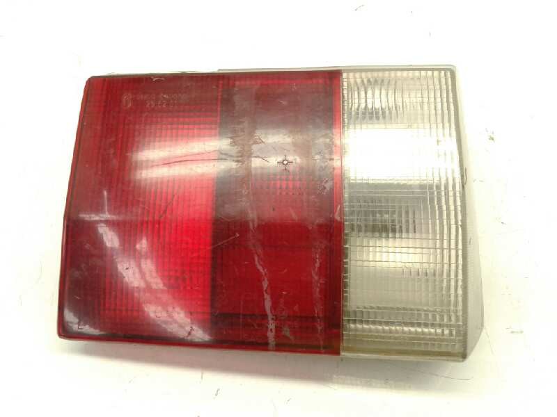 Recambio de piloto trasero izquierdo para audi 80/90 (893) referencia OEM IAM 893945093  785