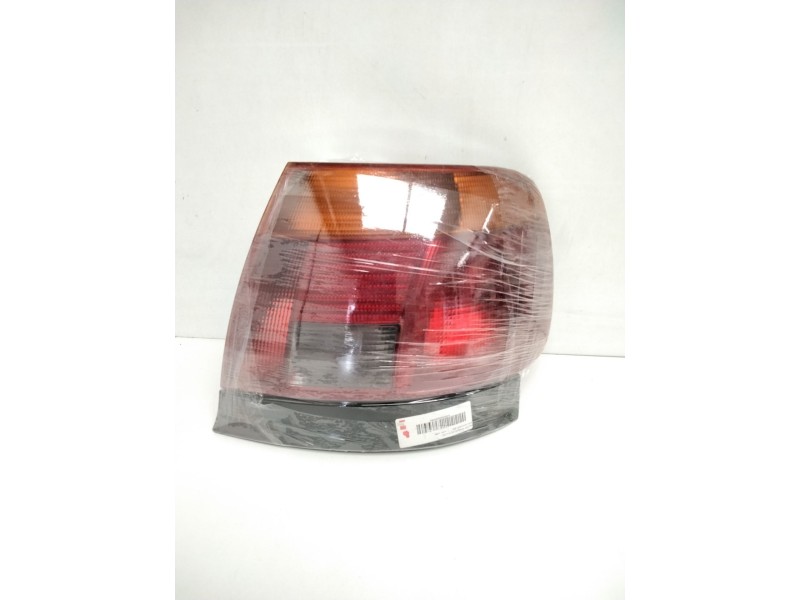 Recambio de piloto trasero derecho para audi a4 avant (b5) referencia OEM IAM 8D0945096  