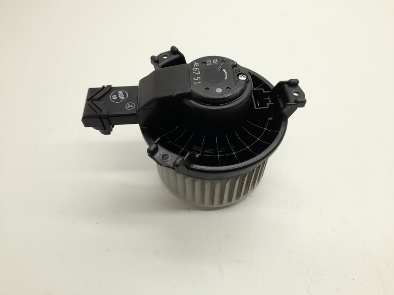 Recambio de motor calefaccion para isuzu d-max iii (tfr, tfs) 1.9 ddi (tfr87j, tfr87) referencia OEM IAM   
