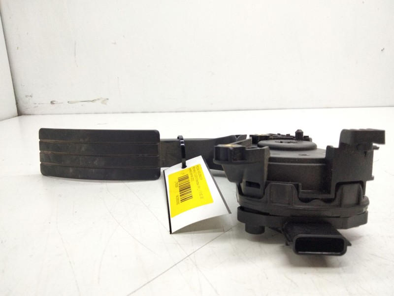 Recambio de pedal acelerador para renault clio iv grandtour (kh_) 1.5 dci 90 (khn3, khn4) referencia OEM IAM   